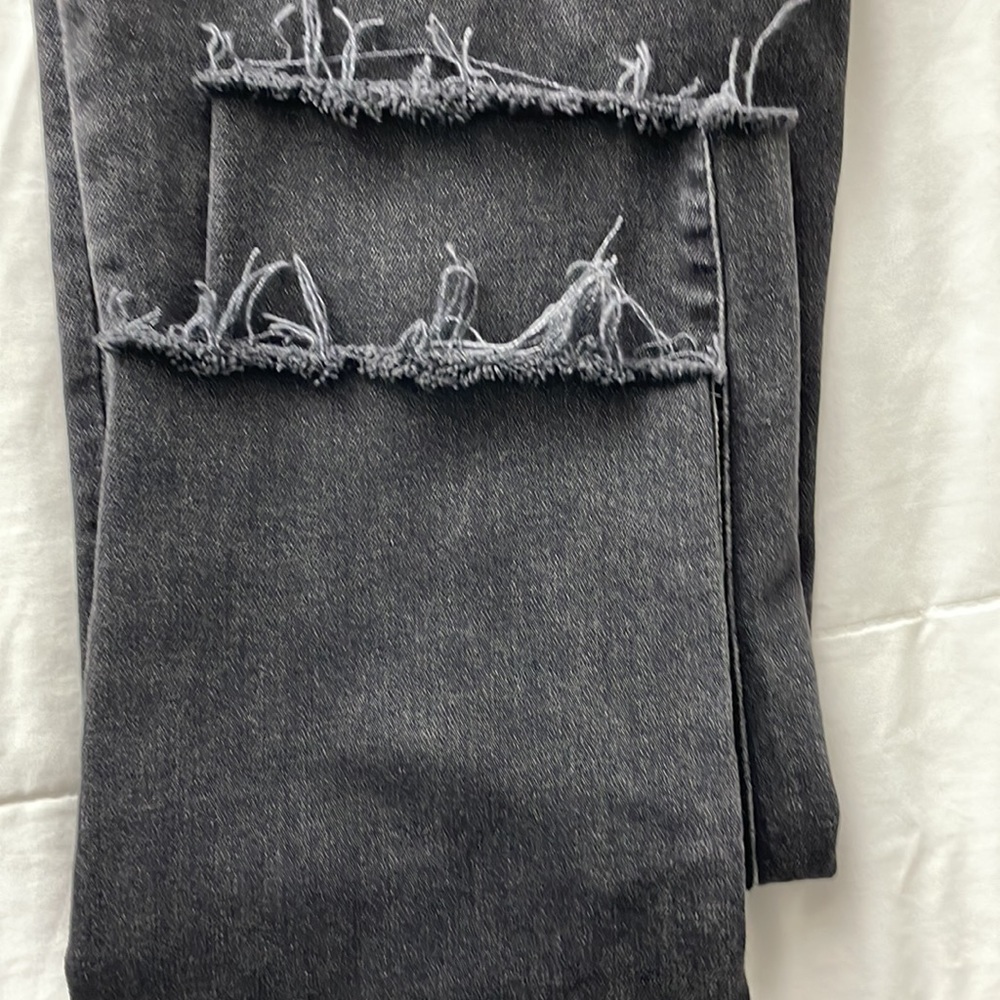Madewell Women’s Classic Straight Jean in Lunar Wash w/ Raw Hem - Size 24 - Picture 7 of 10